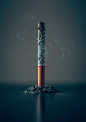 Cigarette brûlant.