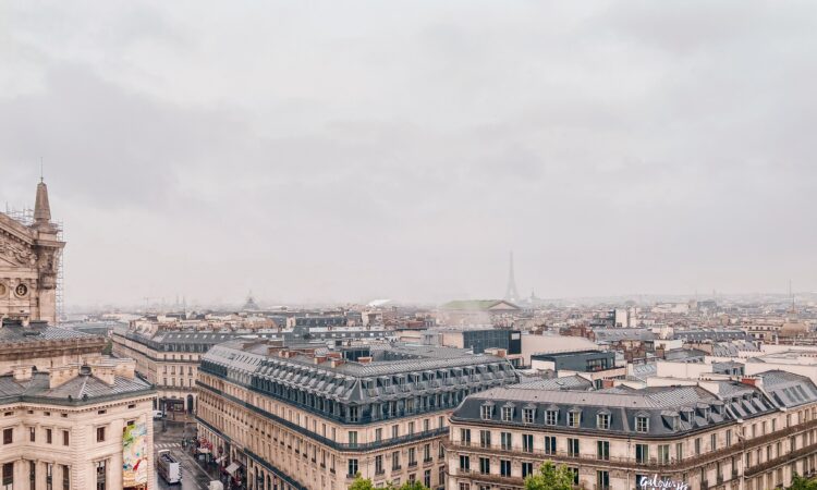 De Beers ouvre un pop-up à Paris.