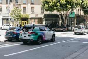 Uber va injecter plus de 100 millions de dollars dans la recharge des véhicules autonomes