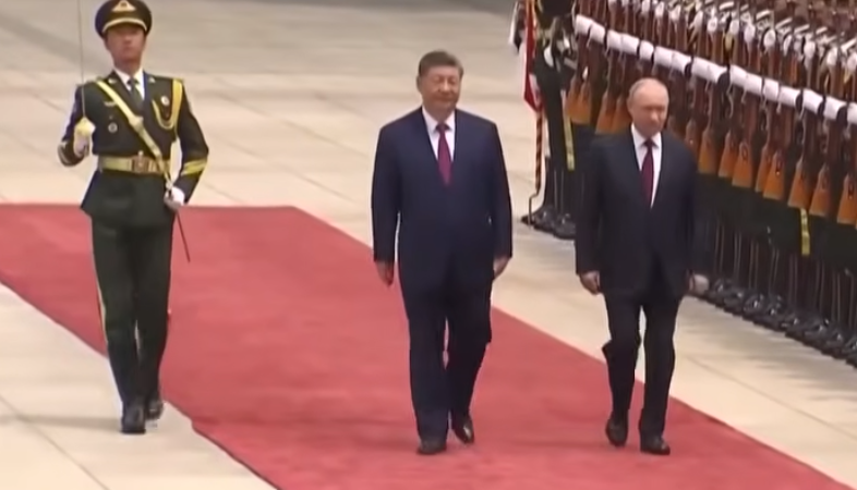 Poutine en Chine pour balayer derrière Trump ?